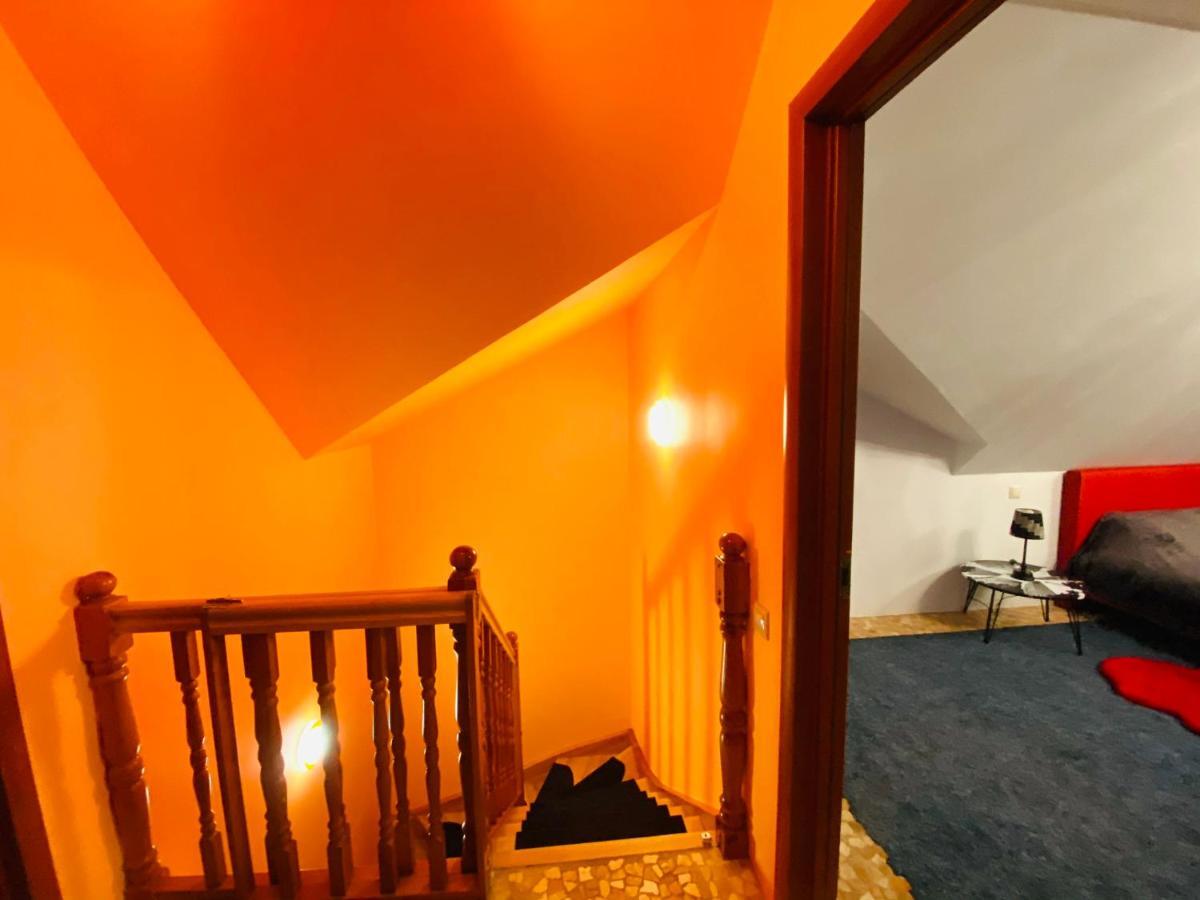 Party House Hotel Cielavas ภายนอก รูปภาพ